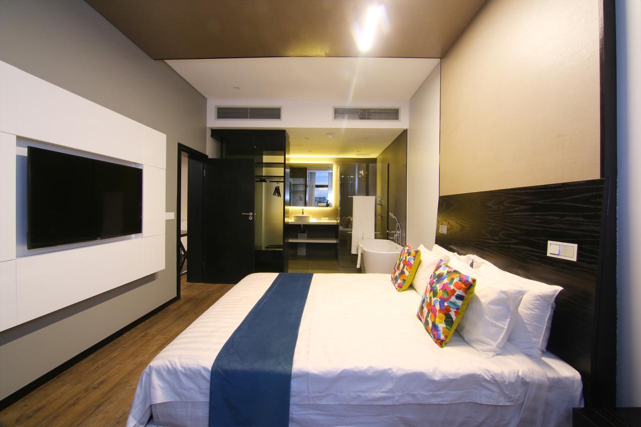 Room50Two Gaborone Extérieur photo