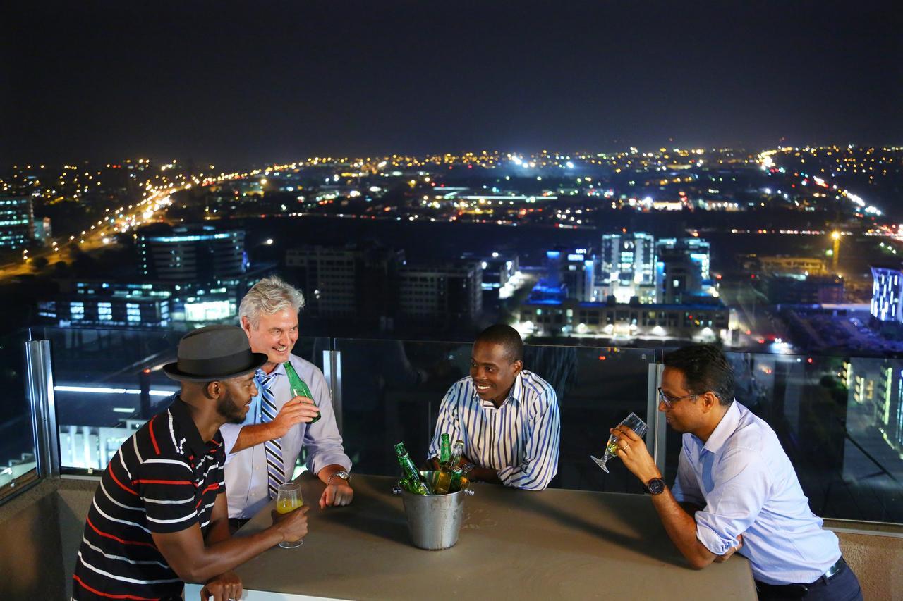 Room50Two Gaborone Extérieur photo